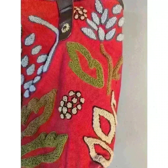 Lantern Moon Red Tote Bag floral hand crafted - Picture 3 of 15